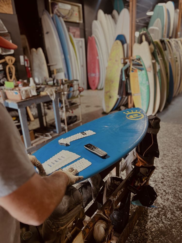 Coconut Peet's Surfboard Repair and Trading Co., LLC workshop